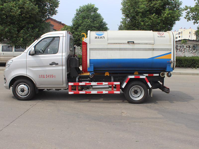 長(zhǎng)安后雙輪SCS5030ZXXSC6車廂可卸式垃圾車