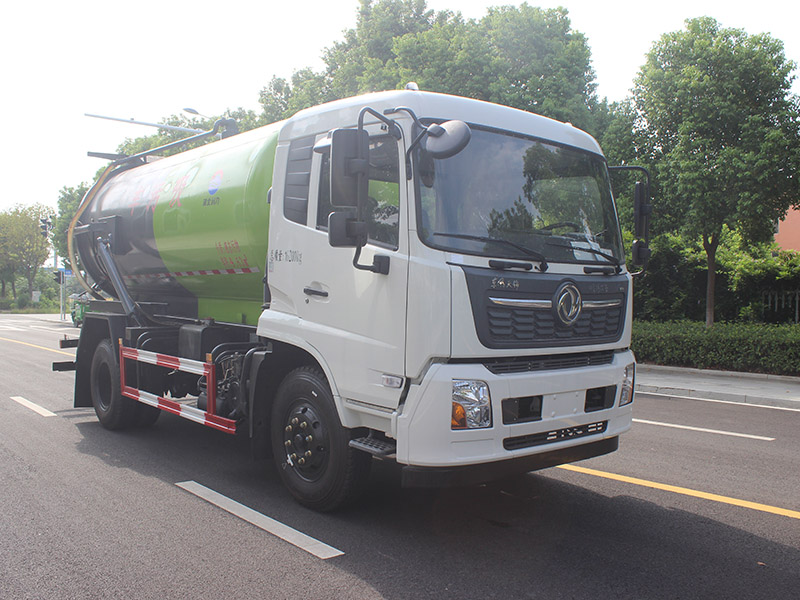 東風(fēng)天錦10方吸污車