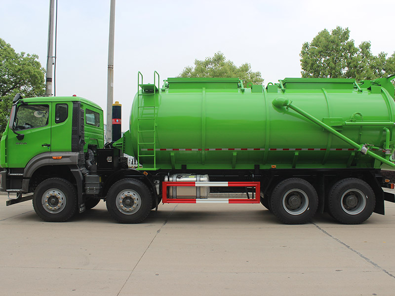 重汽浩瀚20方污泥運輸自卸車