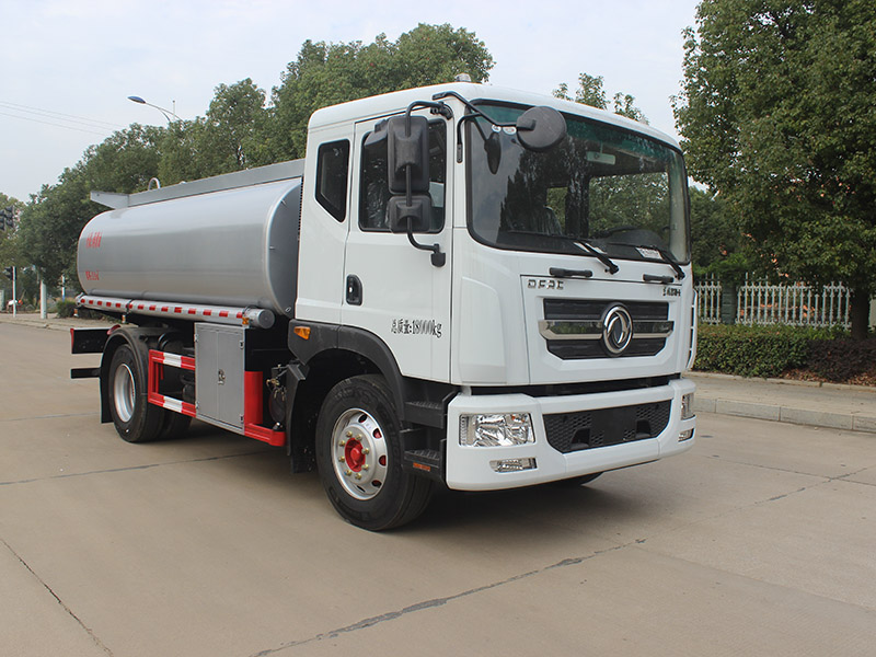 東風(fēng)D9多利卡11.9立方SCS5180GPGEQ6普通液體運(yùn)輸車