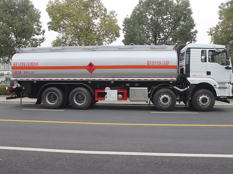 陜汽25立方SCS5323GYYSX6運(yùn)油車