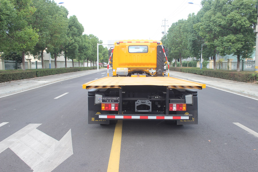 潤知星牌SCS5044TQZZ6型清障車