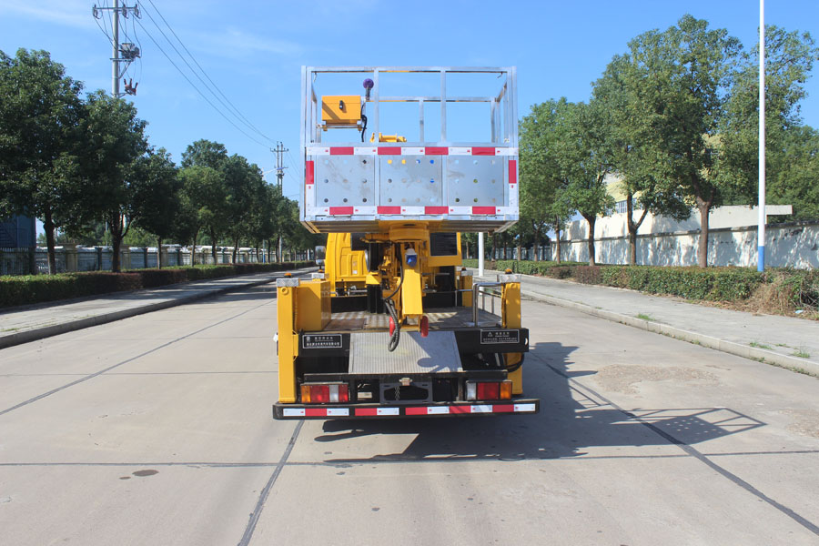 潤知星牌SCS5046JGKQL6型高空作業(yè)車