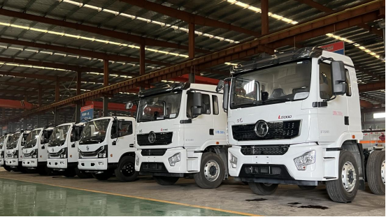 熱火朝天戰(zhàn)高溫  不懼‘烤’驗(yàn)奪高產(chǎn)