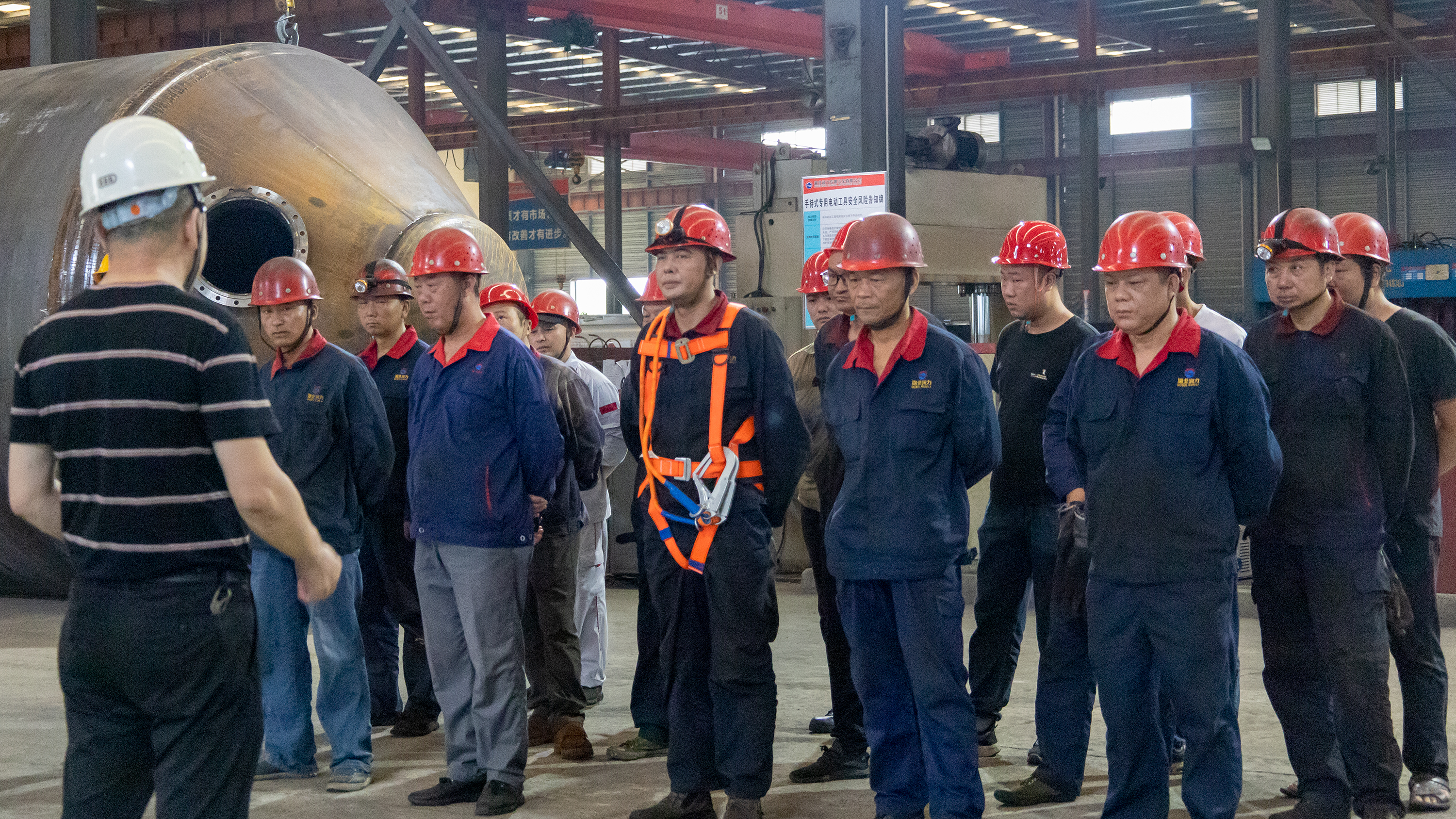 安全生產(chǎn)從我做起，湖北潤(rùn)力開展有限空間作業(yè)和消防演習(xí)